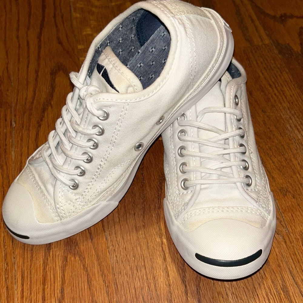 Converse Jack Purcell low-top sneakers. White. Size 6.5 women’s, Size 4 men’s